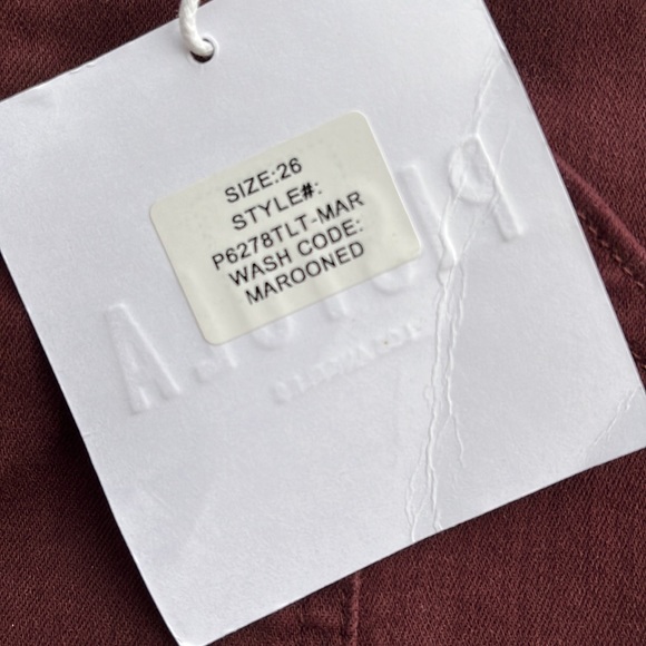 Pistola - Maroon / Burgundy |  Zipper Detail Mid-Rise Skinny Jean- Size: 26 - Picture 6 of 11